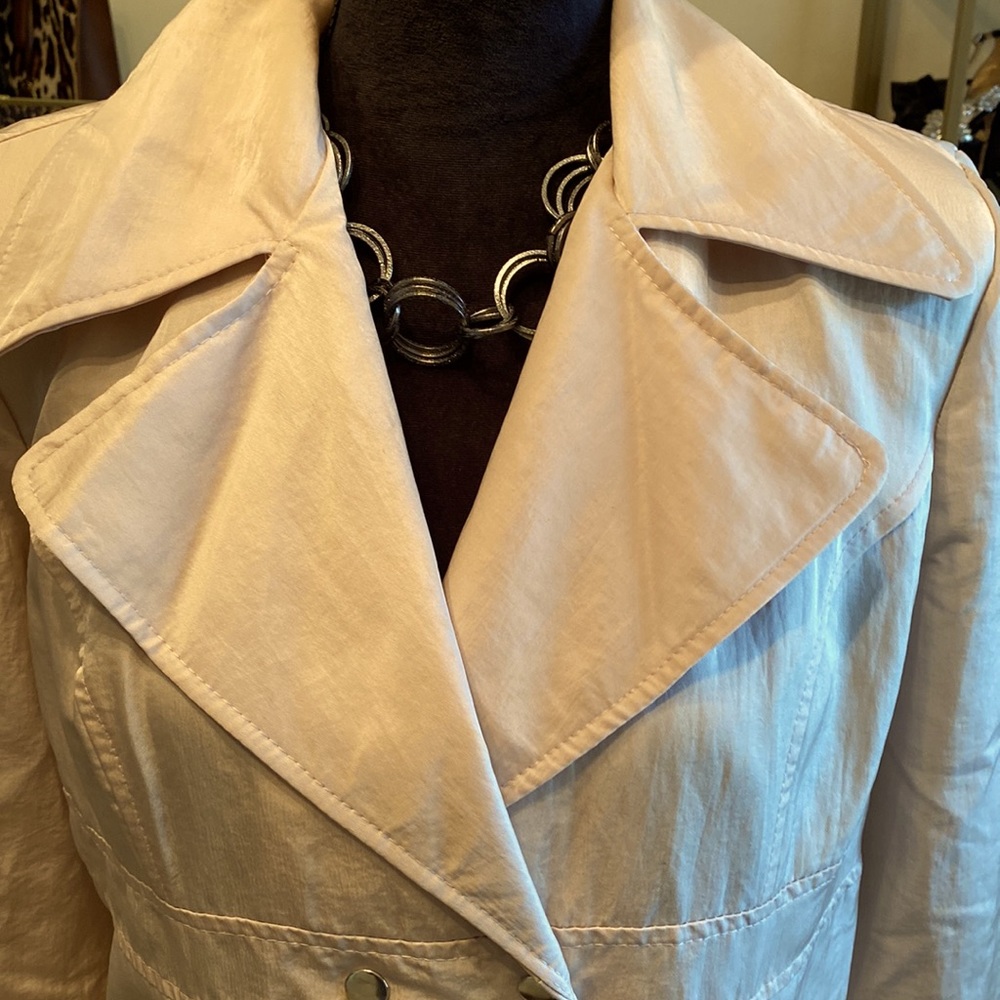 Chic rain jacket